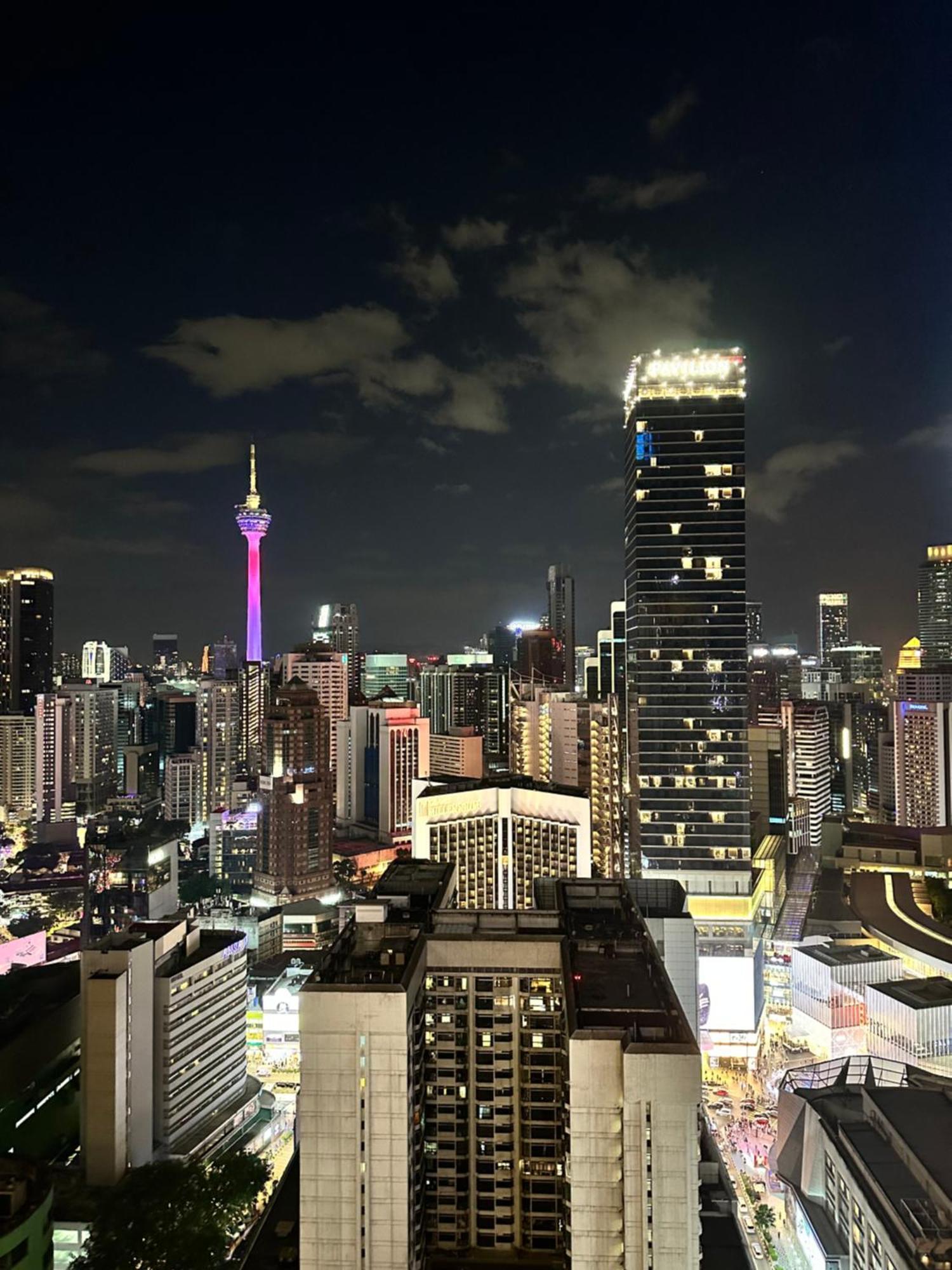 Apartament Axon Infinity Pool Kl Kuala Lumpur Zewnętrze zdjęcie